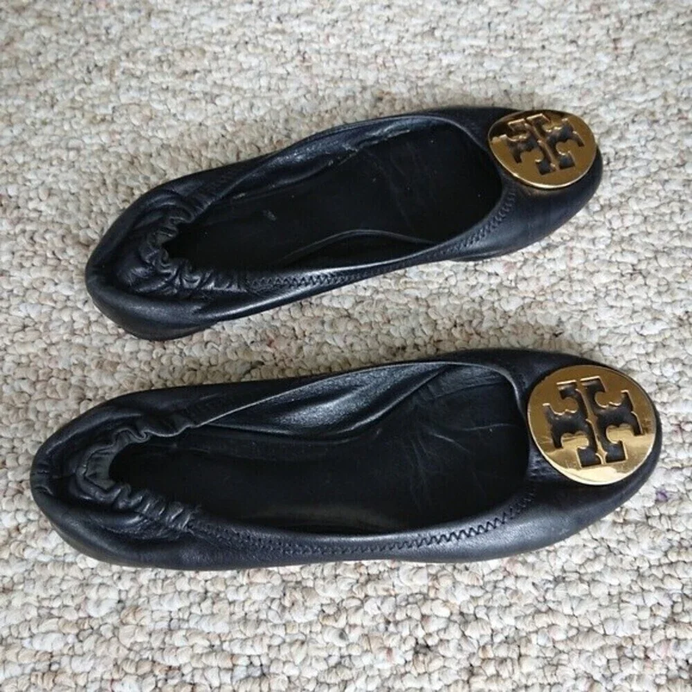 Tory Burch Minnie Travel Leather Ballet Flat size 6 in Black